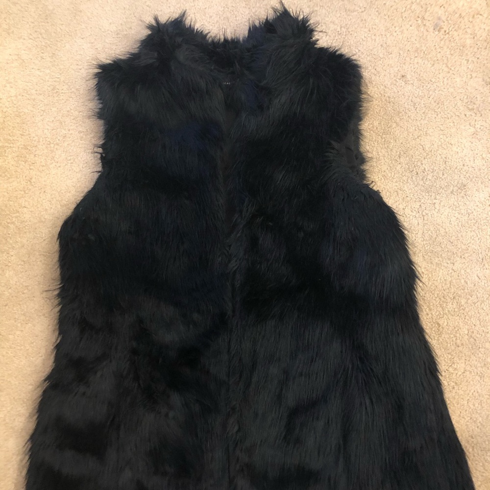 White House black market faux fur vest